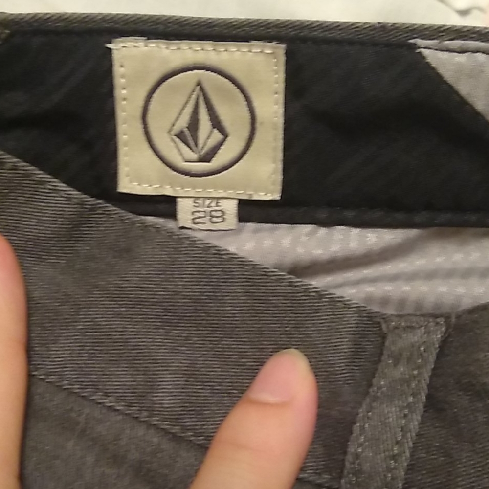 Volcom pants - Picture 2 of 3